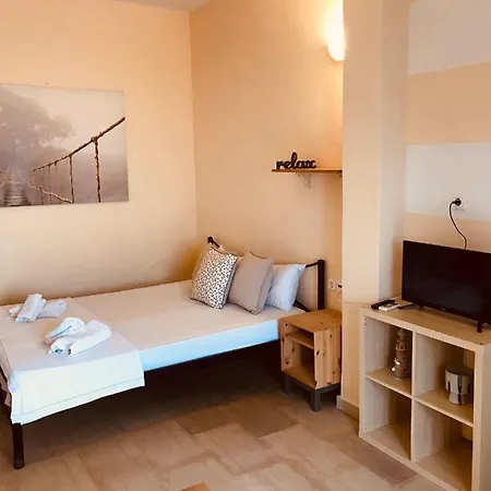 Aurora Агиос-Иоаннис-Перист