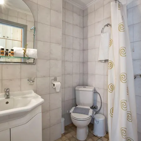 Aurora Агиос-Иоаннис-Перист