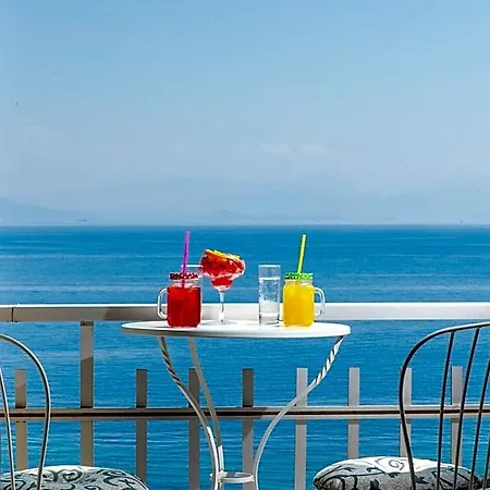 Aurora Hotel 2*