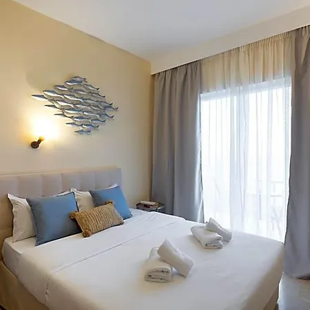 Aurora Hotel 2*