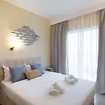 Aurora Hotel 2*