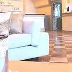 Aurora Hotel 2*